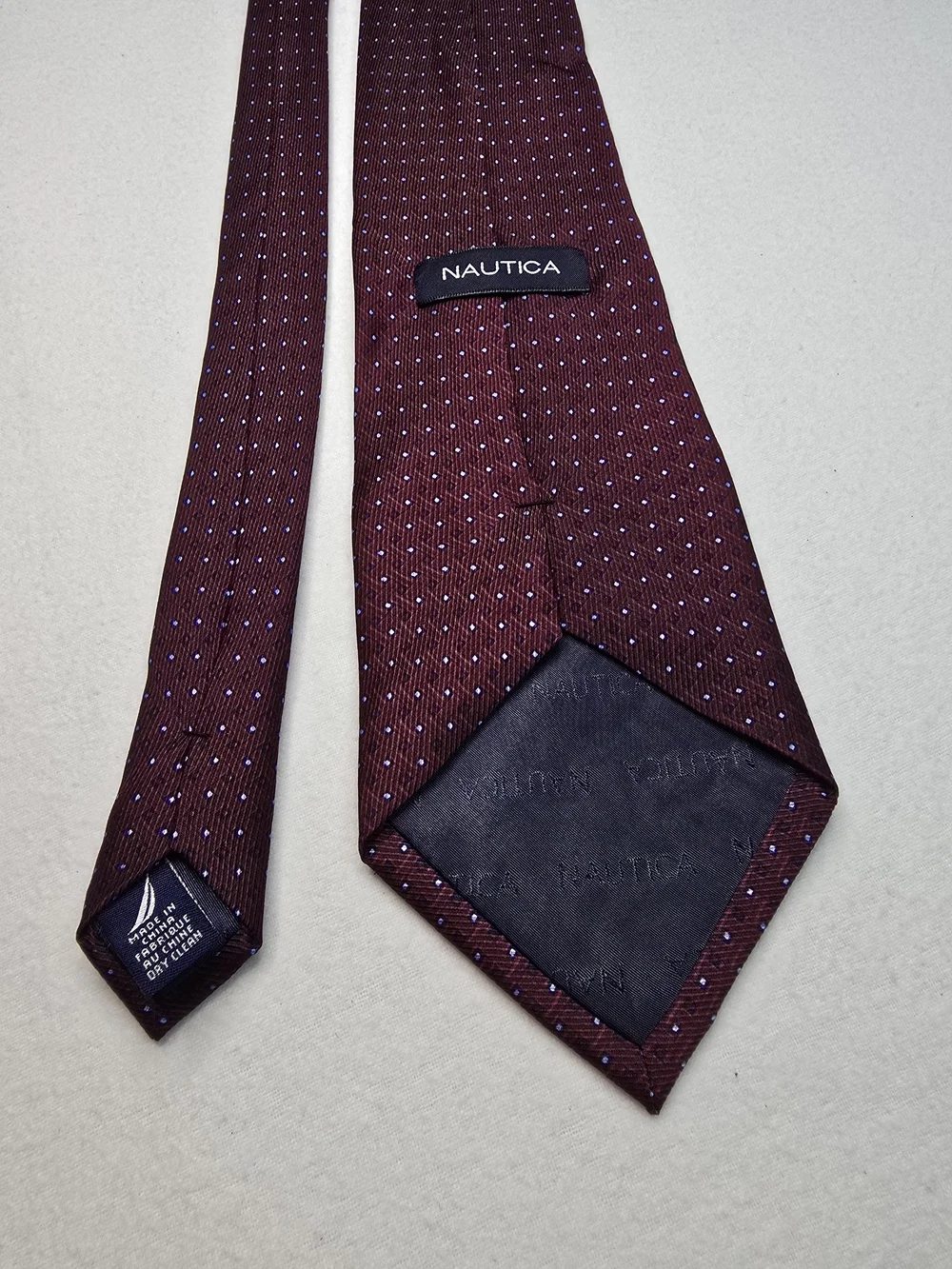 Nautica 100% Silk Men's Neck Tie Burgundy Blue Micro Dot Classic Business